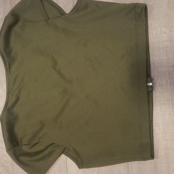 crop Top - Picture 2 of 2